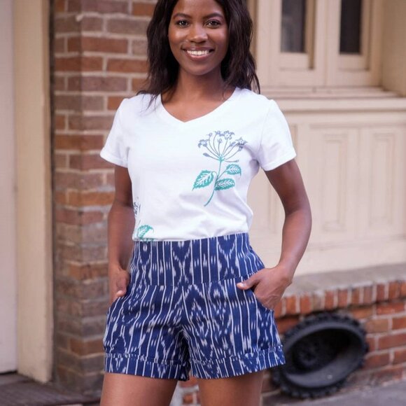 Fair Trade Real Ikat 100% Cotton Breathable Navy Cuffed Shorts M Passion Lilie - Picture 1 of 8